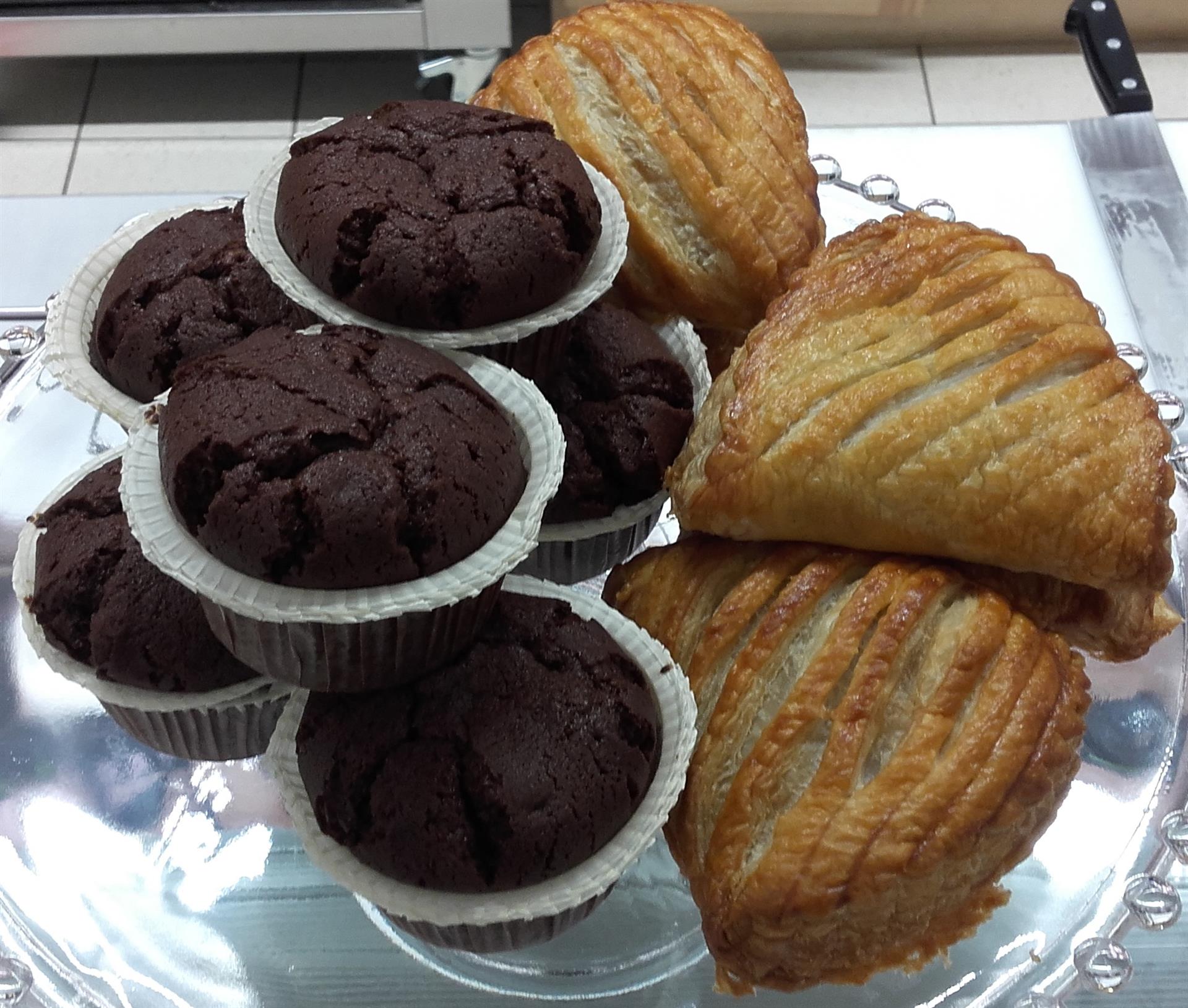 Fondants au chocolat et chaussons aux pommes Fondants au chocolat et chaussons aux pommes